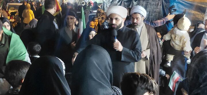 تصاویر / ادامه خدمت رسانی موکب شهدای روحانی در تجمعات شبانه شهرستان آمل