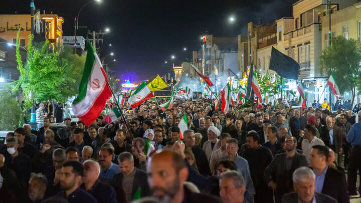 تصاویر/چهل ودو مین تجمع مردمی شهرستان آران و بیدگل در نجف ایران