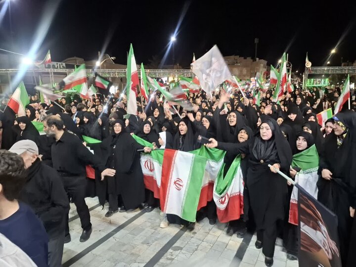 تصاویر/چهل ودو مین تجمع مردمی شهرستان آران و بیدگل در نجف ایران