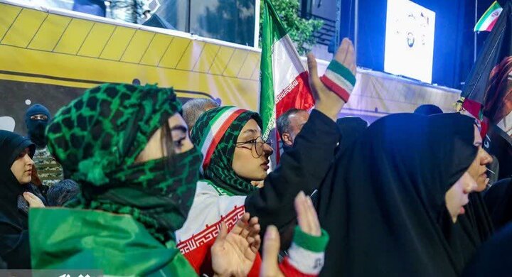 تصاویر / بزرگداشت شهید دکتر لاریجانی، از مفاخر و از چهره های ماندگار، در حماسه مردمی شهرستان ساری