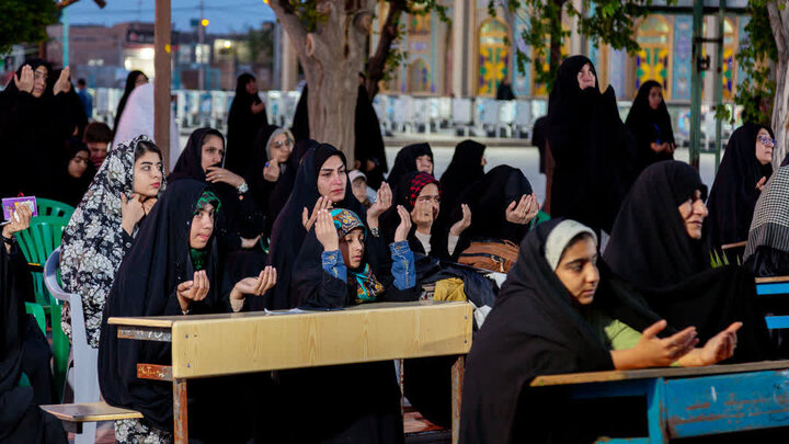 تصاویر/ استقبال در آخرین نمایشگاه نمادین بی‌تاب‌میناب در هلال بن علی