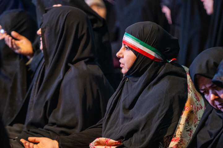 تصاویر/ اقامه نماز استغاثه به امام زمان(عج) در زنجان