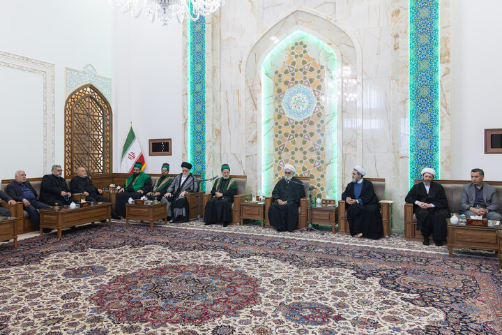 تصاویر/ دیدار خدام عتبه حسینی با تولیت آستان قدس رضوی