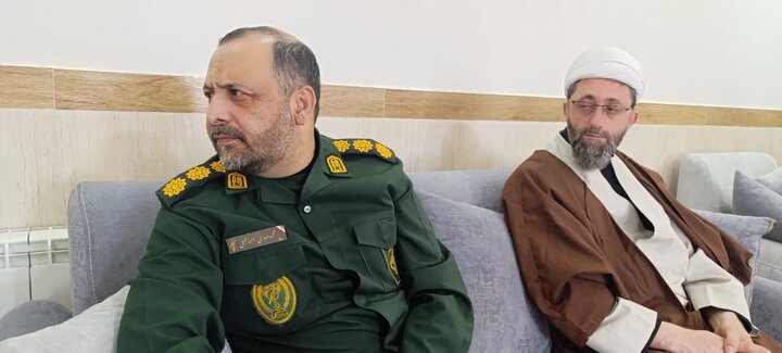 تصاویر/ دیدار مسئولان سپاه ناحیه شاهرود با خانواده معظم شهیدان «ابوالفضل حاج‌محمدی»،«میرکریمی»،«امیرحسین بختیاری» و «محمدرضا ابراهیمی»