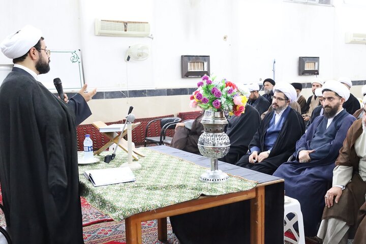 جلسه مبلغین و مبلغات بهشهر