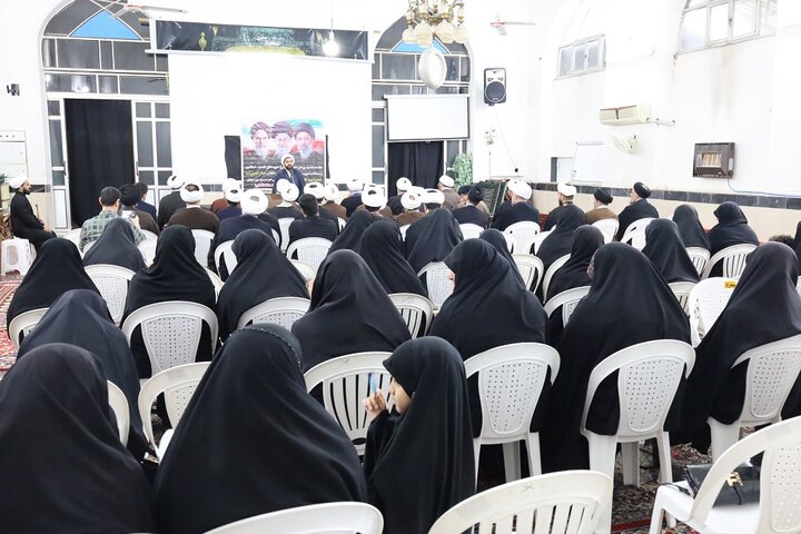 جلسه مبلغین و مبلغات بهشهر