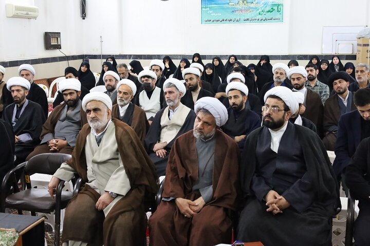 جلسه مبلغین و مبلغات بهشهر