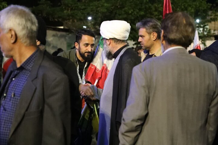 تصاویر/ گفتگوی صمیمانه اقشار مختلف مردم با نماینده ولی‌فقیه در استان سمنان