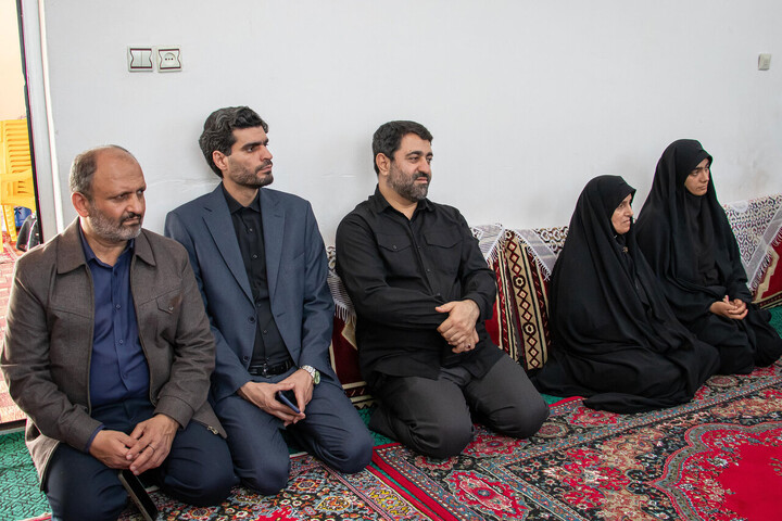 تصاویر/ دیدار نائب رئیس مجلس شورای اسلامی با خانواده شهید ابراهیم دادگستر