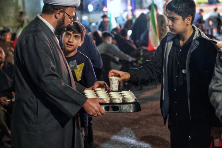 تصاویر/ فعالیت موکب حوزه شهید اول در شب ۴۲ جنگ تحمیلی رمضان