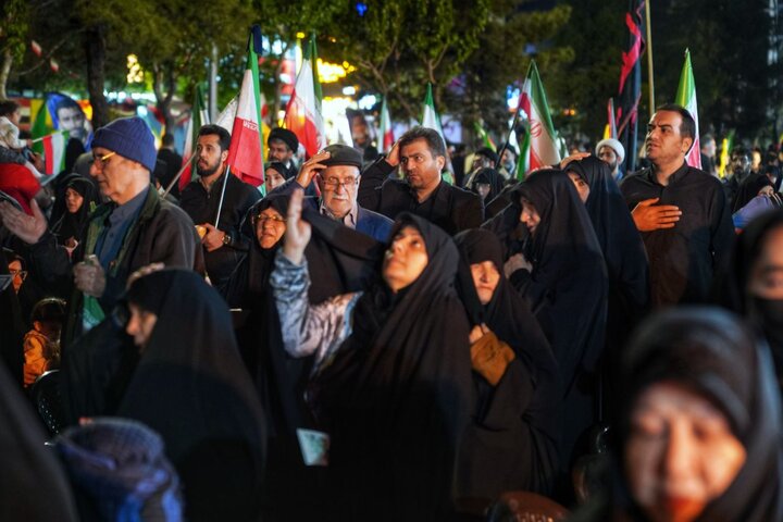 تصاویر/ فعالیت موکب حوزه شهید اول در شب ۴۲ جنگ تحمیلی رمضان