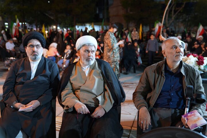 تصاویر/ فعالیت موکب حوزه شهید اول در شب ۴۲ جنگ تحمیلی رمضان