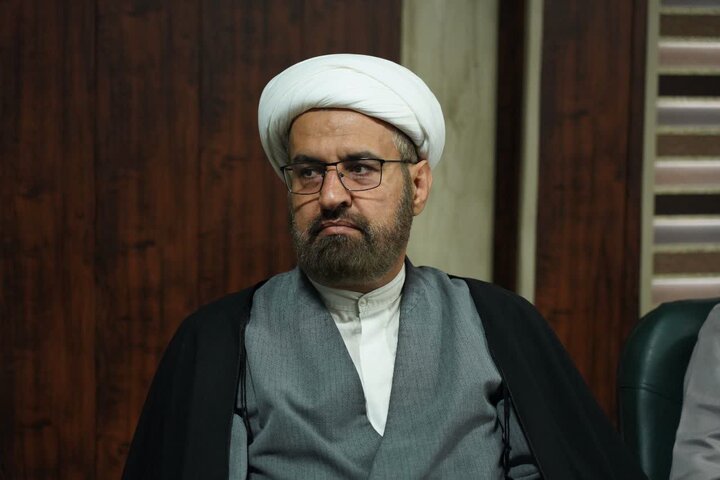تصاویر/نشست بررسی ماموریت‌های تبلیغی و تبیینی حوزه علمیه لرستان