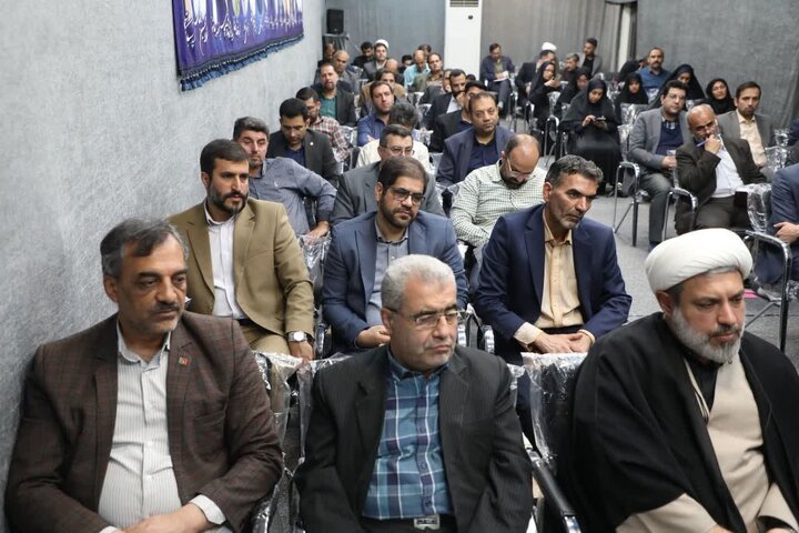 حوزه/ دیدار رئیس ستاد اقامه نماز استان سمنان با نماینده ولی‌فقیه در استان سمنان