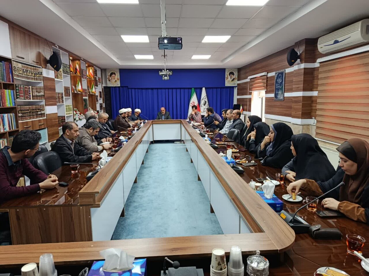 ماموستا احمدپور: تقدیر رهبر معظم انقلاب از علمای کردستان افتخاری بزرگ برای روحانیت استان است