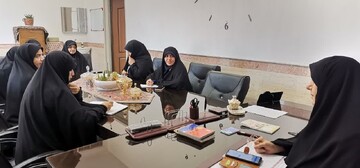 نشست بصیرت‌افزایی و برنامه‌ریزی در مدرسه علمیه امام حسین (ع) یزد برگزار شد