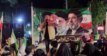 برگزاری تجمع باشکوه مردم انقلابی شهرستان پیشوا در میدان نماز