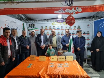تصاویر/ بازدید از غرفه «سلام شهید» و موکب تشکل یادگاران شهدای استان مرکزی