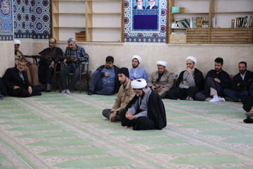 تصاویر/ مراسم عزاداری شهادت امام صادق(ع) در مرکز مدیریت حوزه علمیه اصفهان