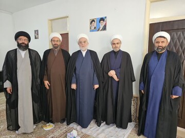 تصاویر/ دیدار نماینده ولی فقیه در کردستان با روحانیون شهرستان قروه