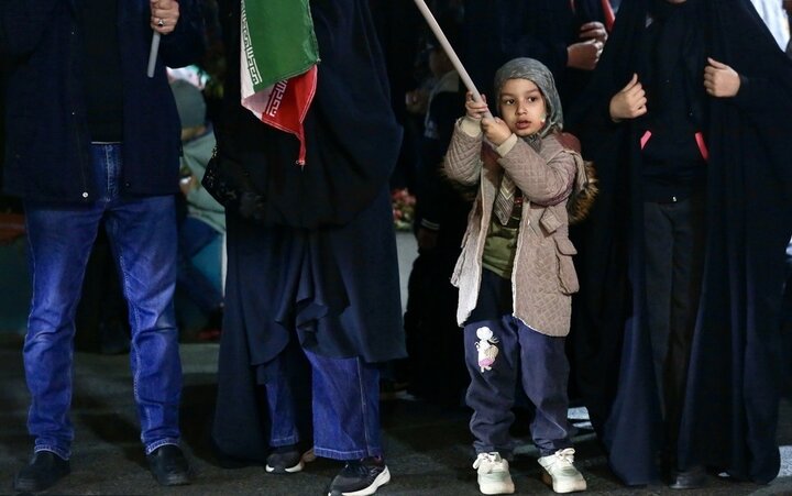 تصاویر/ شکوه حضور مردم تهران در میدان تجریش