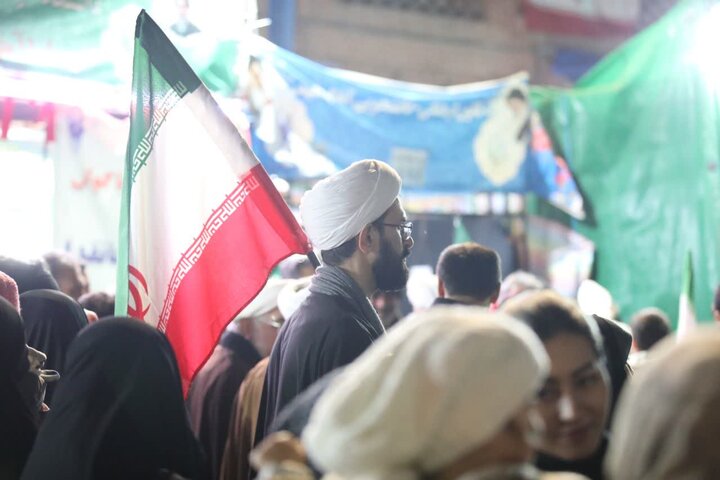 تصاویر/ تجمع مردم ارومیه در حمایت از نظام اسلامی در چهل و سومین شب متوالی