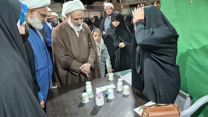 تصاویر/ بازدید مدیر منطقه یک حوزه‌های علمیه کشور از موکب‌های مدارس علمیه آران و بیدگل