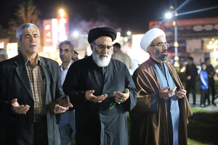 تصاویر/ حضور باشکوه و مثال زدنی مردم ورامین در موج چهل و سوم حماسه حضور در خیابان در میدان امام خامنه ای(ره)