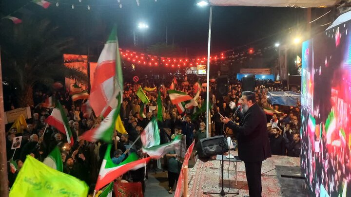 تصاویر/حضور بی‌نظیر چندین هزار نفره گرمساری در شب های اقتدار این شهرستان