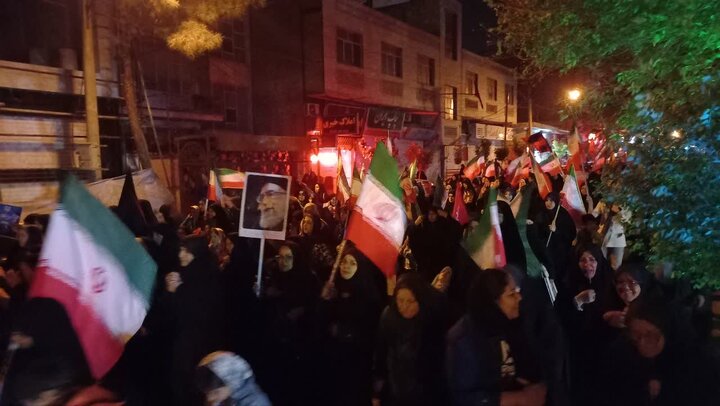 تصاویر/ اجتماع امت انقلابی شهرستان دامغان درعزای رهبرشهیدومیثاق بارهبررشید