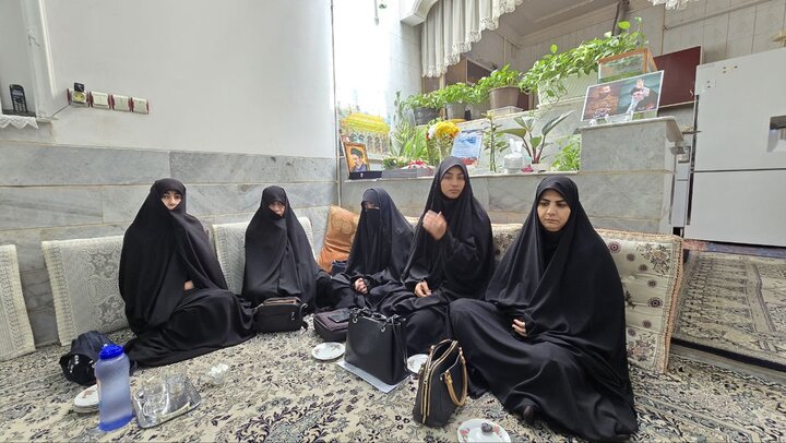 پاسداشت مقام شامخ شهید محسن زارع در دیدار با خانواده معظم ایشان