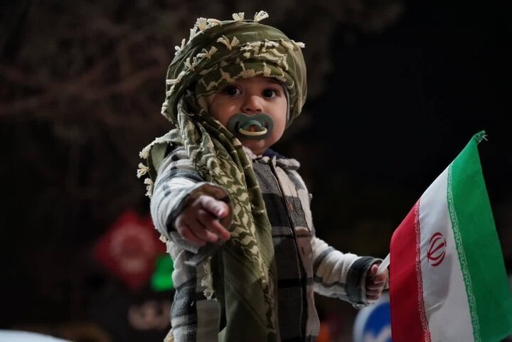 تصاویر/ تاکید برلزوم اتحاد و همدلی در چهل و سومین تجمع مردمی شهرستان کاشان در میدان امام خامنه ای (ره)