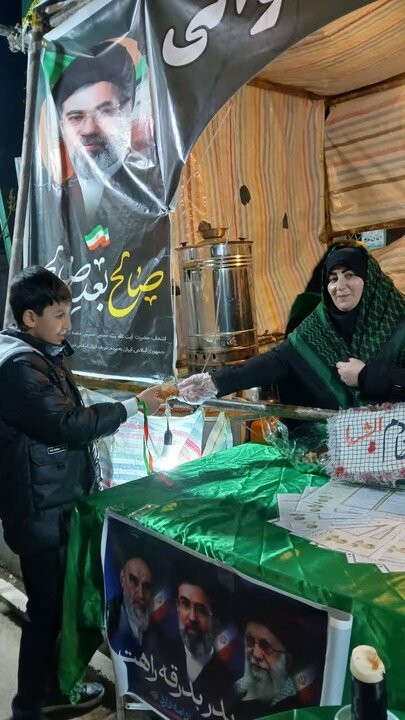 تصاویر/ فعالیت های موکب مدرسه علمیه خواهران ماکو