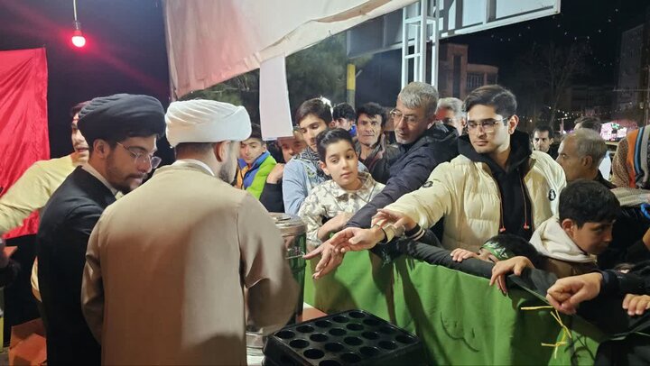 تصاویر/ فعالیت موکب مدرسه علمیه امام علی علیه السلام سلماس در ایام جنگ رمضان