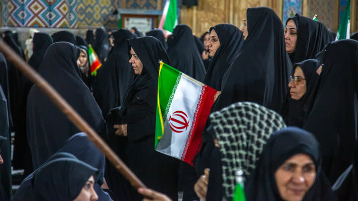 تصاویر/چهل و سومین تجمع مردمی شهرستان آران و بیدگل در نجف ایران