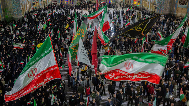 تصاویر/چهل و سومین تجمع مردمی شهرستان آران و بیدگل در نجف ایران