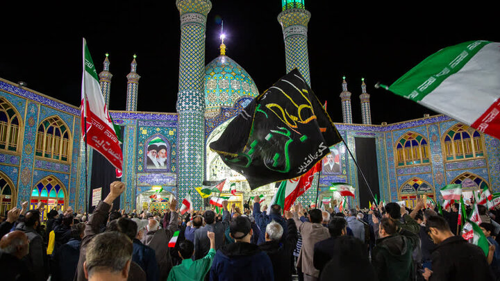تصاویر/چهل و سومین تجمع مردمی شهرستان آران و بیدگل در نجف ایران