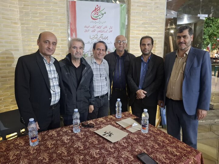 تصاویر/ موکب ایران با رویکرد هنر و حماسه همراه با آیین شور کتیبه هادر میدان کمال الملک کاشان
