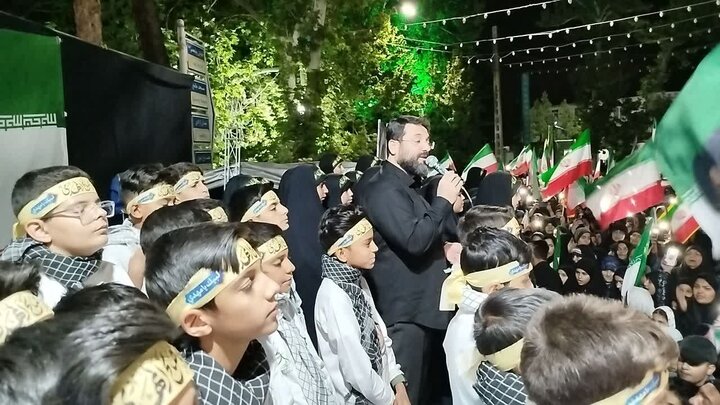تصاویر/ مردم همیشه در صحنه جای جای استان کرمان پای کار نظام و انقلاب در تجمعات شبانه