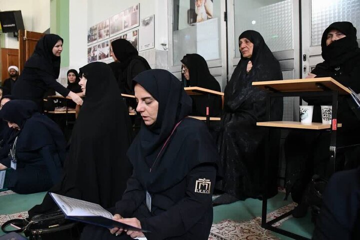 تصاویر/ مراسم گرامیداشت شهدای جنگ تحمیلی در مجتمع بیمارستانی امام خمینی(ره)