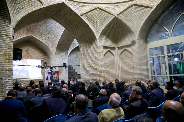 مراسم چهلم شهید «اردشیر رئیسی دهکردی» در مسجد جامع شهرکرد