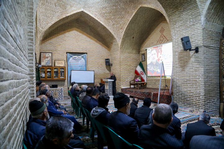 مراسم چهلم شهید «اردشیر رئیسی دهکردی» در مسجد جامع شهرکرد
