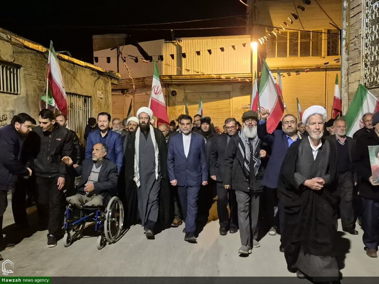 بیعت مجدد مردم لالجین با رهبر معظم انقلاب