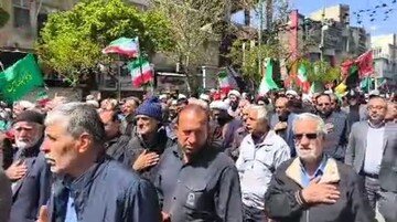 فیلم| حرکت مردم عزادار شهر اراک در سوگ شهادت امام صادق(ع)