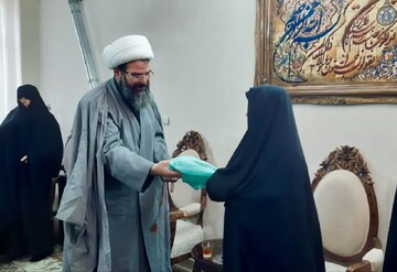 تصاویر/ دیدار مدیر حوزه علمیه خواهران استان مرکزی با خانواده شهدای جنگ رمضان