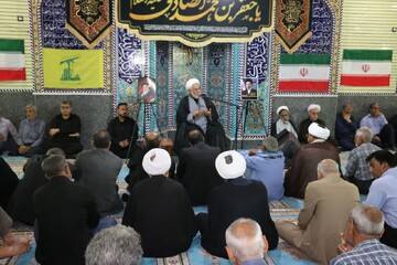 ولی‌فقیه مرکز ثبات جامعه است