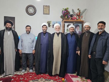 تصاویر/ سرکشی نماینده ولی‌فقیه در کردستان از طلاب و روحانیون بیجار