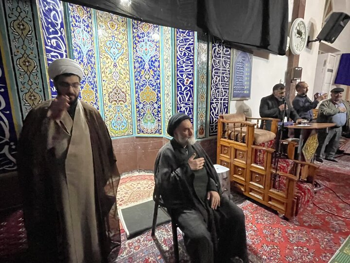 تصاویر/ برگزاری مراسم عزاداری شهادت امام صادق (ع) در مسجد جامع نوشهر، با حضور حجت الاسلام و المسلمین حسینی امام جمعه شهر