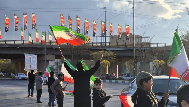 تصاویر/هشتمین روز از اجتماع پرچم گردانی به نیابت از شهید حسین امیدوار در اراک