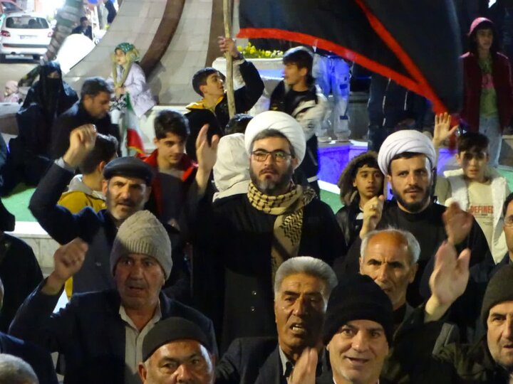 تصاویر/ خروش مردم ولایی و انقلابی شهرستان چهاربرج در چهل و چهارمین شب متوالی